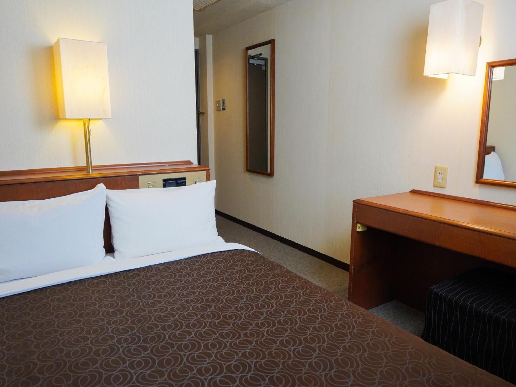 Plaza Hotel Tenjin - Vacation Stay 40070V Фукуока Екстер'єр фото